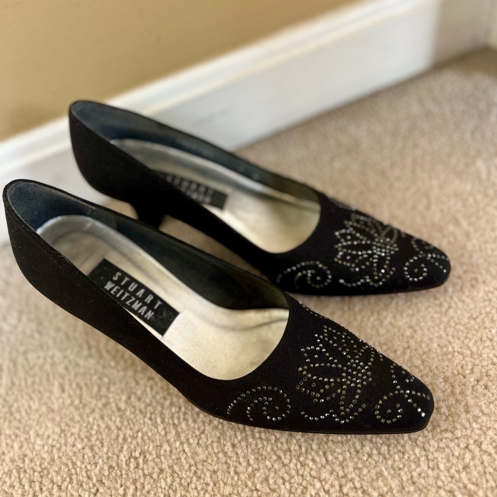 Stuart Weitzman Black Rhinestone Heel, size 7